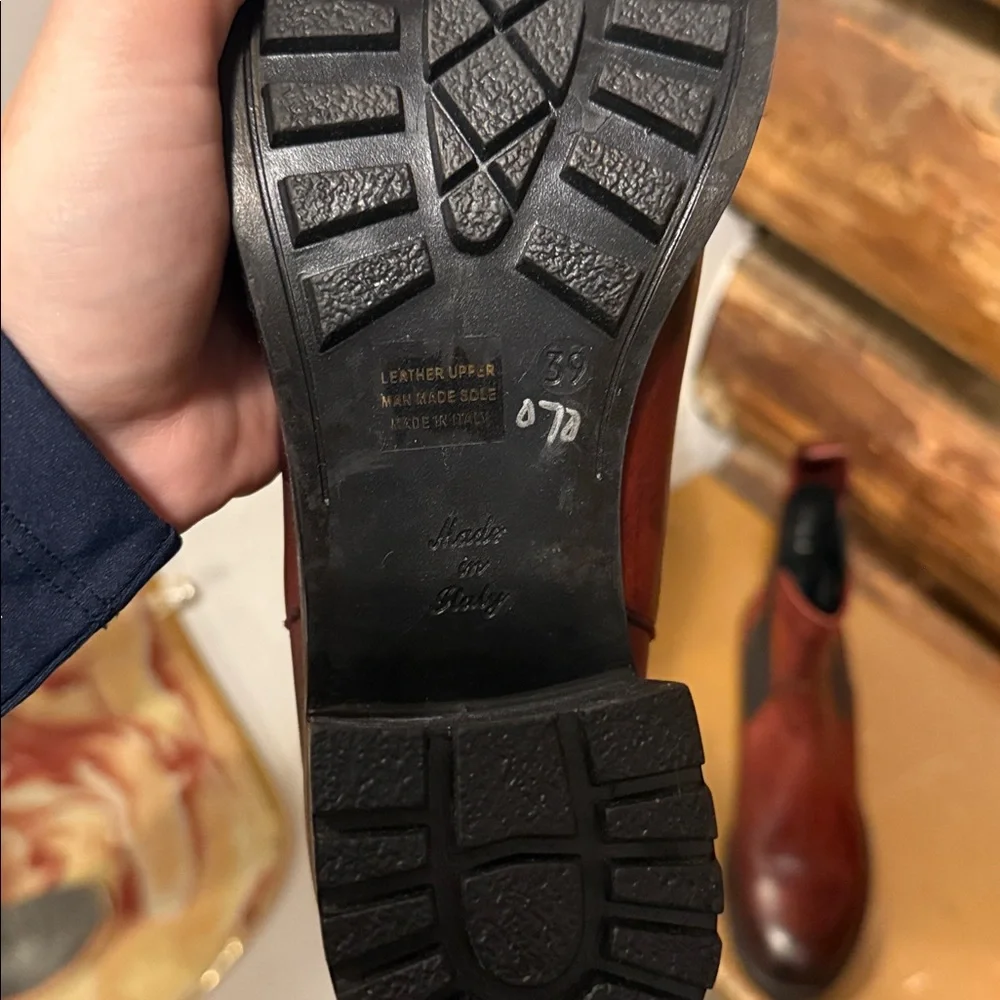 ♥️NWOT Gorgeous Made in Italy 39(8) Burgundy Emanuele Crasto 8 Boots - Picture 6 of 6